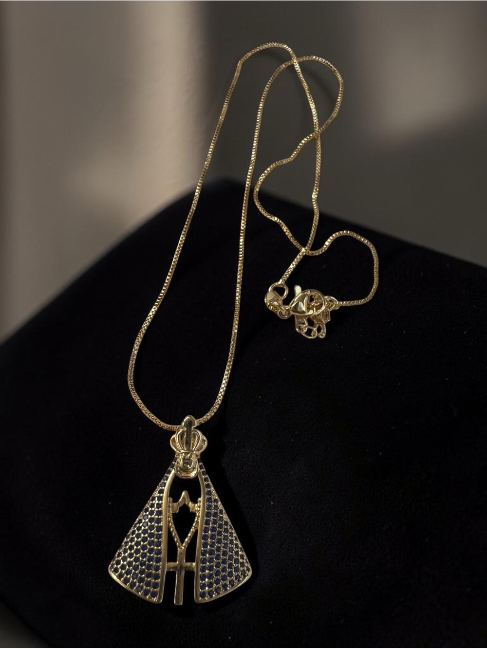Gold Virgin Mary Pendant Necklace - Women Jewelry